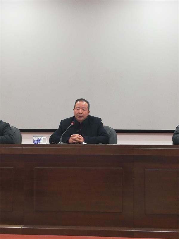 传承榜样精神 推动学校发展——我校召开半期工作总结会
