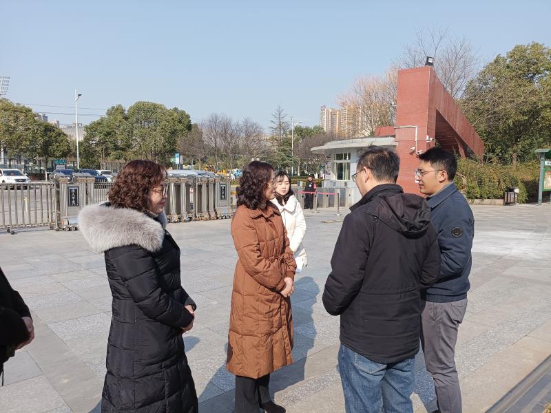 市教育局张明慧一行莅临广元职高走访慰问