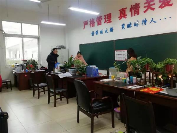 广元职高开展节约用电专项行动