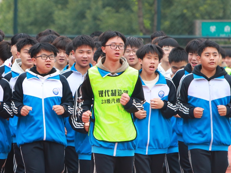 阳光少年,活力课间——广元职高举行课间操排舞比赛