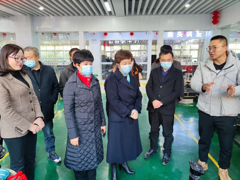 调研指导促前行,助推职教新发展 ——市人大常委会到广元职高调研四川知名教育高地建设情况