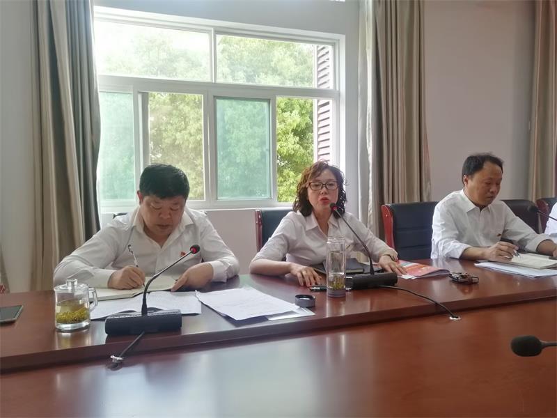 广元职高对全体干部开展集体廉政谈话