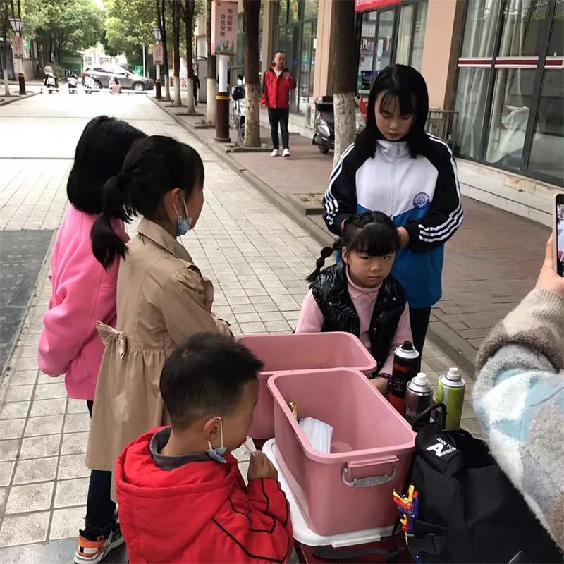 技能进社区 民俗添活力