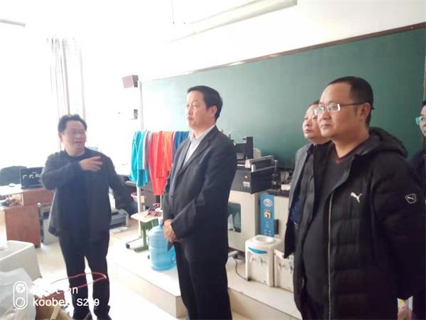 山东博程新能源企业来我校商谈订单班事宜