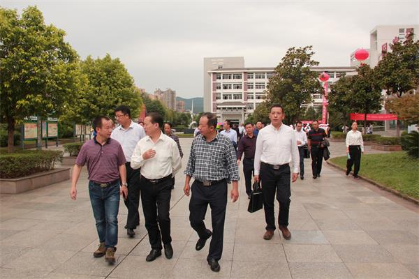 市职高校企合作办学成果获市县教育系统专家点赞